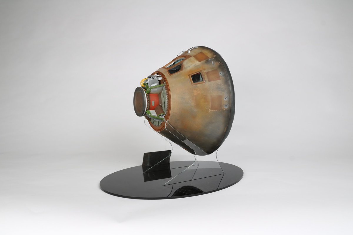 Archie_Nye's tweet photo. 1:12 Apollo 11 Lunar Command Module
My Final Major Project at @aubmodelmaking 
Made across 15 weeks using a wide variety of materials and processes, including SLS, FDM, SLA 3D Printing, laser cutting and traditional scratch-building techniques https://t.co/xdYoFZmuR1