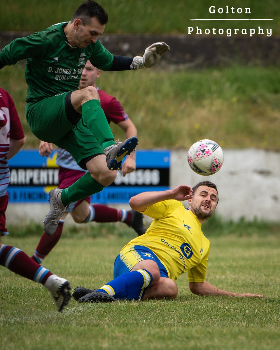 GoltonPhoto's tweet photo. @AFCPorth vs @LlanUtdFC
Saturday, 19th June 2021
Great to be back pitch-side for the first friendly of the preseason. The Stags are looking strong for the upcoming season. πͺ
#UpTheLlan #Stags #LlanUtd #SavePelDroed https://t.co/eevBYqT5aP