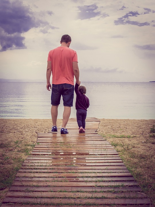 dan_penning's tweet photo. 👨‍👩‍👧‍👧 Happy Fathers Day Dads!👨‍👩‍👧‍👧 https://t.co/4KyeQZDUu3