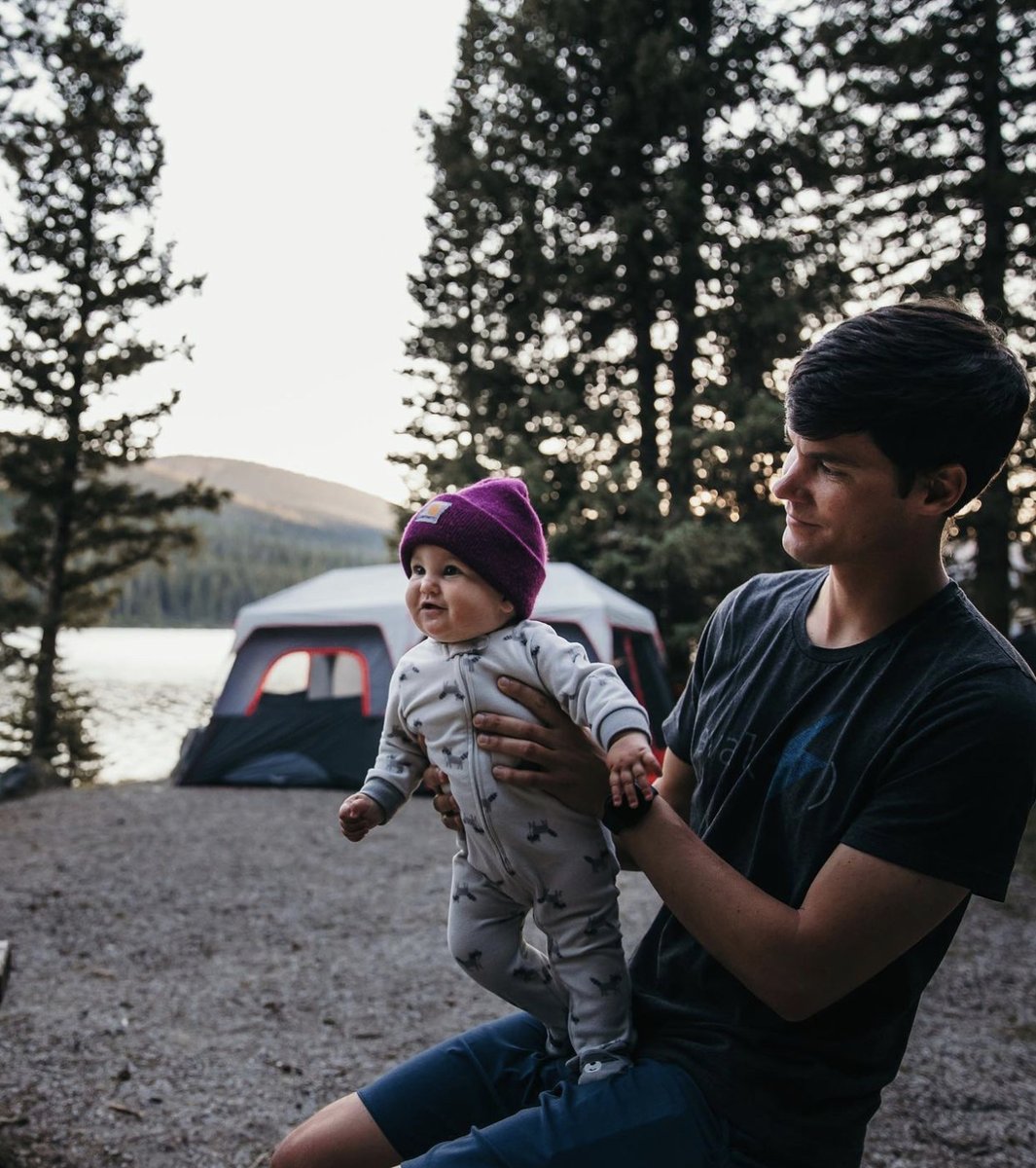 onlyinbozeman's tweet image. Happy Father's Day! And a special shoutout to the dads who brave the Montana wilderness with their babies, like these two! 

📸 : @vibrantlyem

#VisitBozeman #OnlyInBozeman  #VisitMT #MontanaMoment #FathersDay