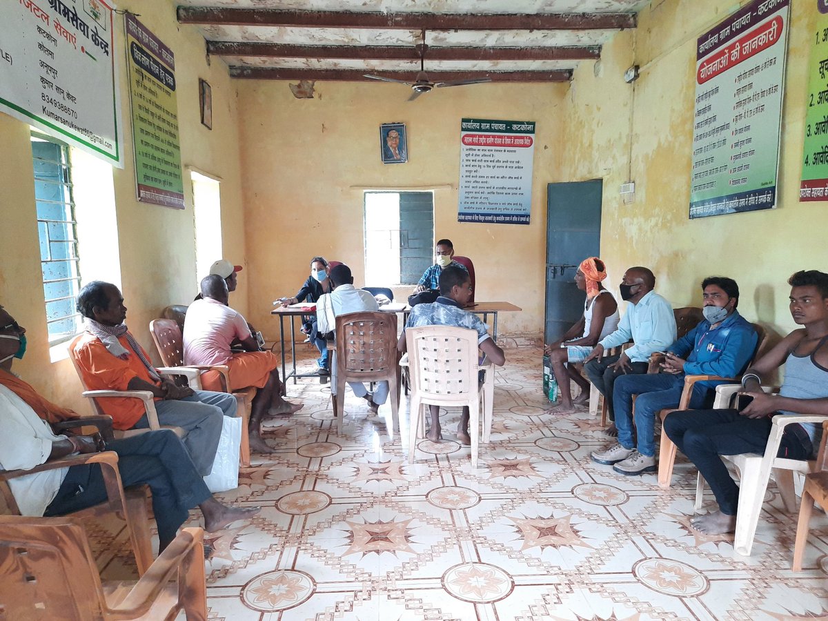 Deepika308307's tweet photo. #mppatwarisangh 
Ek hi maang..ek hi demand....
2800 gradepay...
@XxCEB4lqlECwBBu @ChouhanShivraj @JagdishDevdaBJP @tulsi_silawat @mprevenuedeptt @ZeeMPCG https://t.co/DbYzTvVifN