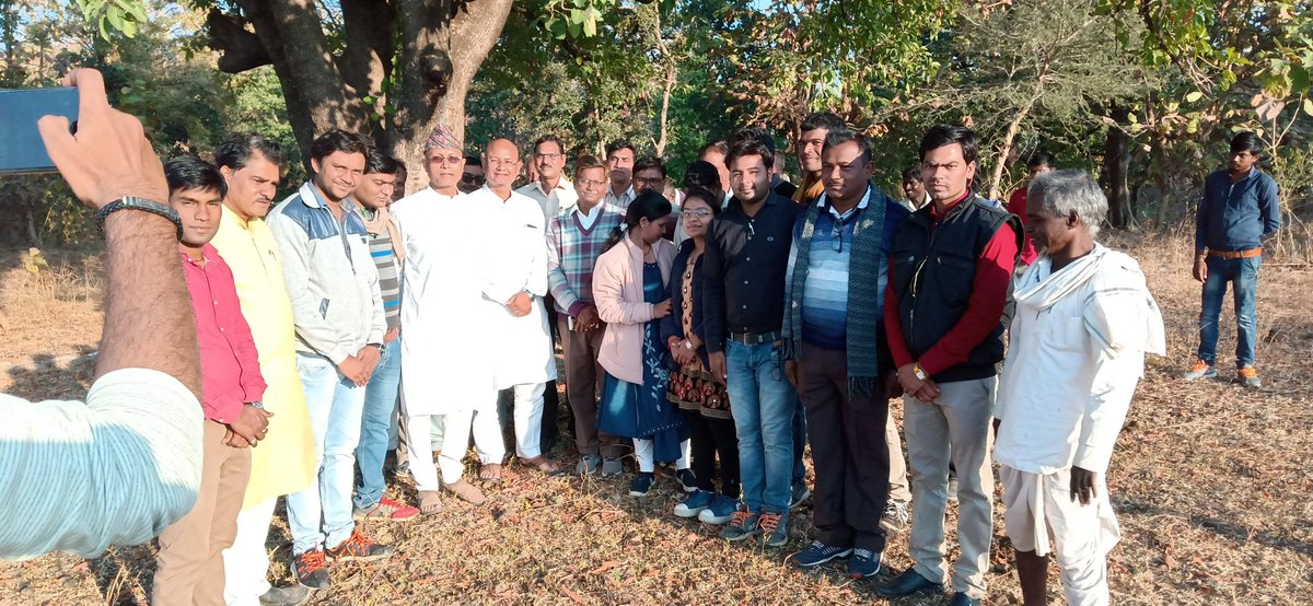 Deepika39232867's tweet photo. शैक्षणिक योग्यता की दृष्टि से,
कार्यक्षमता की दृष्टि से,
कार्यकुशलता की दृष्टि से एवं
कार्यभार की दृष्टि से।
मध्यप्रदेश का पटवारी हर दृष्टि से 2800 ग्रेड पे का हक़दार है।🇮🇳
#2800gp
#mppatwarisangh 
@ChouhanShivraj 
@drnarottammisra 
@GovindSingh_R
@narendramodi 
@MPTakOfficial https://t.co/Bu2dt1Zrsj
