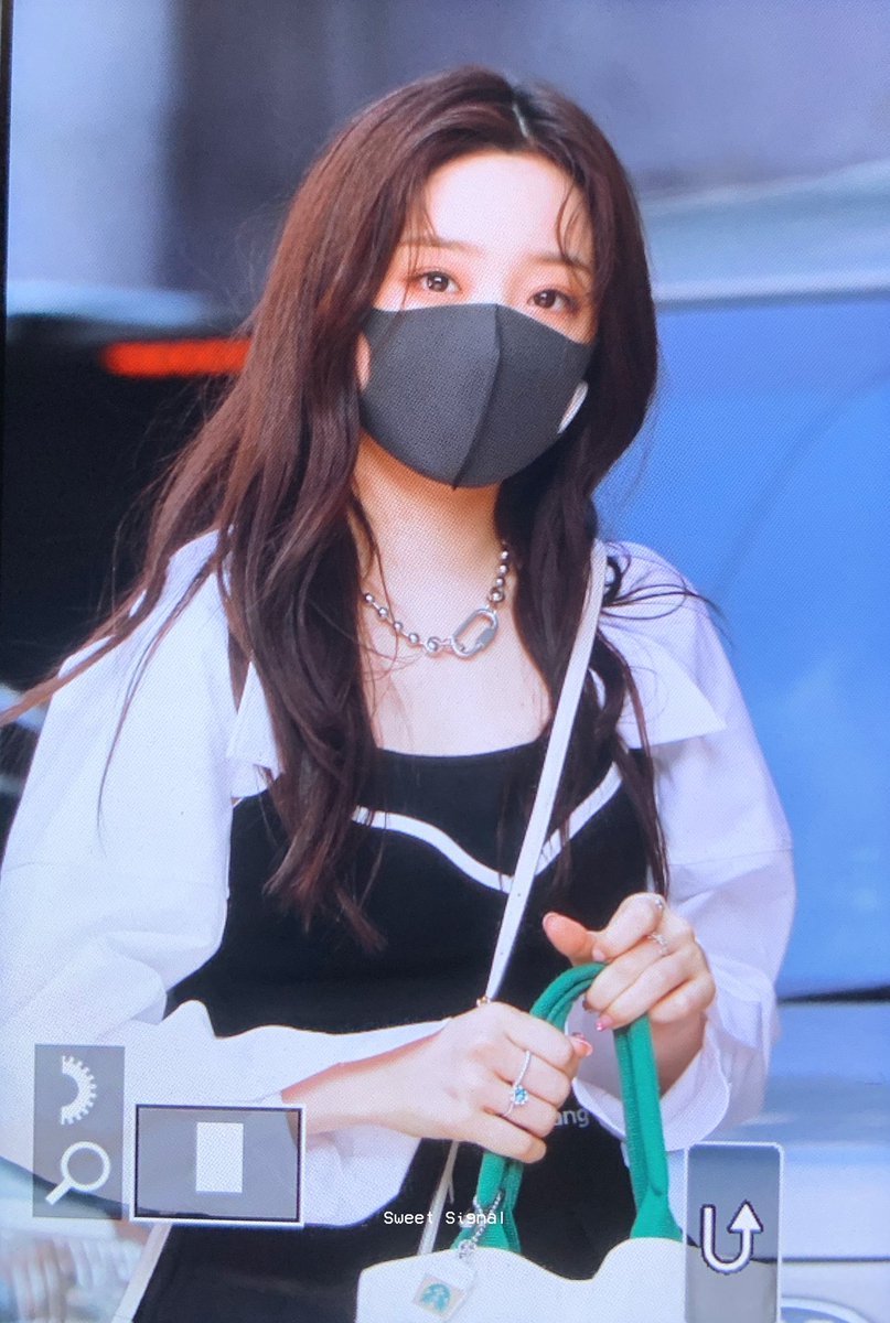 SwS_0407's tweet photo. 210620

#히나 #HINA #라잇썸 https://t.co/VteTPpChxm