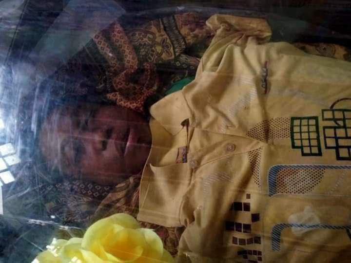Photo Update News 
Tw // death 
4 people were dead and 2 were injured and sent to military hospital in #Kalay city due to shots by at least 10 military thugs in #Innya ward, #Kalay city last night. 
BLOODTHIRSTY JUNTA
REST IN PEACE 
#WhatsHappeningInMyanmar
#June20Coup