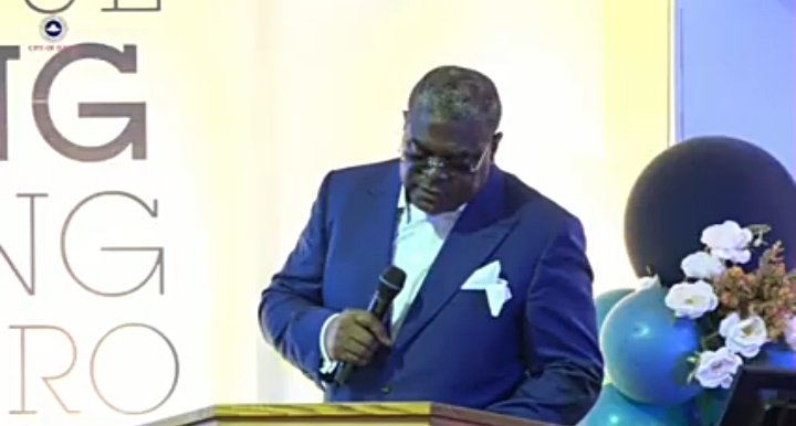 RCCGCityofDavid's tweet photo. LIVE now: @PastorID leads us in a session of prayers - #TheMidnightCry, a cry of mercy, a cry that causes intervention, a silent cry (Isaiah 38:1-6).
STREAM
https://t.co/hNQufxQbQB
https://t.co/6hQzOv6qWX
https://t.co/55xZHksJi7
#CODSunriseService
#TotalRelease https://t.co/MdtuZlc4cK