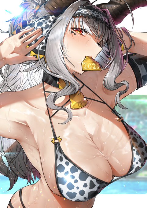 #もう一度TLを牛柄ビキニでいっぱいにしたい 