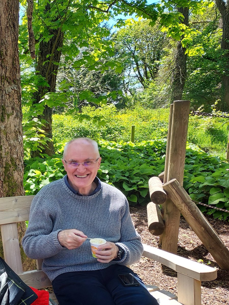 CoreMathsCat's tweet image. Big shout out to #CoreMathsDad on Father&apos;s day for all the great Desmos tasks he has adapted for me 🙌