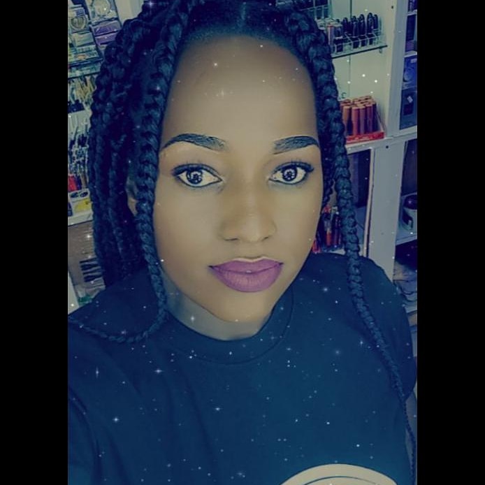 aisha_perisha's tweet photo. Hello Sunday 🌞 Someone told me I resemble m daddy 🤣🤣🤣 #HappyFathersDay2021 thou. https://t.co/ej39tTKwAk