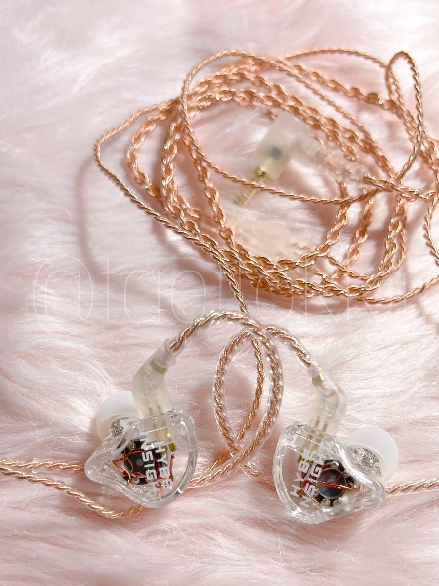 taettokkii's tweet photo. best. purchase. ever!!!!!
sobrang shook sa sound quality, even better than the โSโ buds ๐โ๐ป https://t.co/7XdOFFa22i