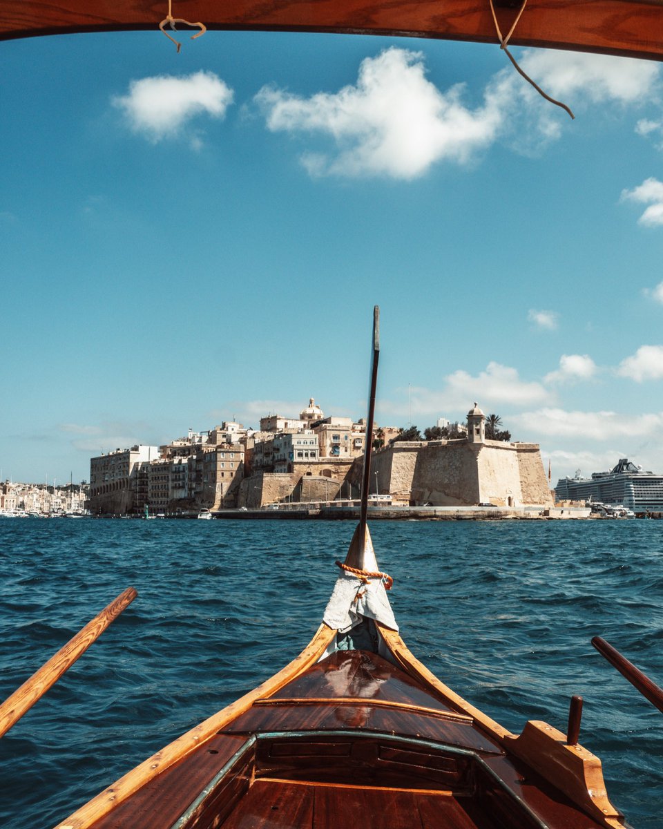 Onedayonetravel's tweet photo. Notre #voyage à #Malte poursuit à La Valette, véritable joyau de la Méditerranée 😍
#visitmalta #malta #lavalette #valletta #tourisme #onedayonetravel #moretoexplore https://t.co/Vk4mXQg7EF