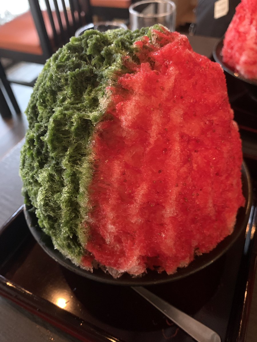 汁 على تويتر ちもと 阿佐ヶ谷 あいがけ 生いちごに抹茶中には餡子栗白玉などなど が入った天然氷のかき氷 ふわりとしていておいしい ちもと餅 都立大の店では八雲もちって名前だった胡桃ほどよいうまいやつ ドラクエウォーク