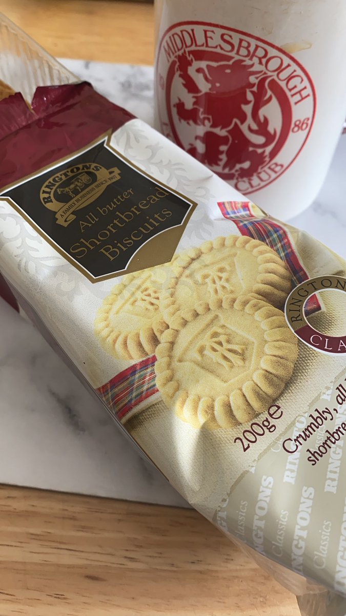 kelly_liddle's tweet photo. @SundayBrunchC4 Shortbread is ALWAYS King of the tin… munching away right this minute #ringtons #ringtonsshortbread #ringtonstea https://t.co/a6CmVCfXXg