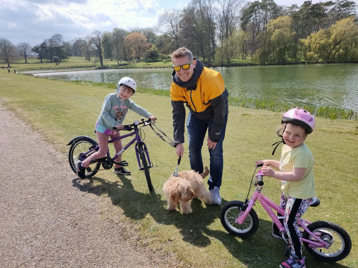 RuthieRay31's tweet photo. @dykefest these three seem to think you're alright, suppose I can vouch for that too!? 🤪 Happy Father's Day #FathersDay2021 https://t.co/cGBTaHjY2J