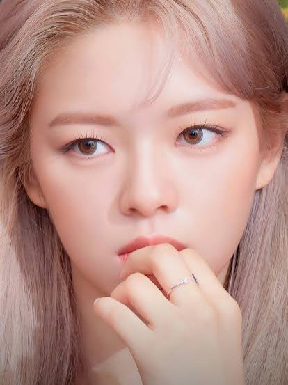 SlEntertainmen8's tweet photo. Solyoon &amp; Miyoung Maded Their Singles

Solyoon 'New' Lyrics 🎥: https://t.co/qKhFqb1P13
Miyoung 'Singing In The Rain' Lyrics 🎥: https://t.co/6fkOZRgcxW https://t.co/tvZfhaMypK
