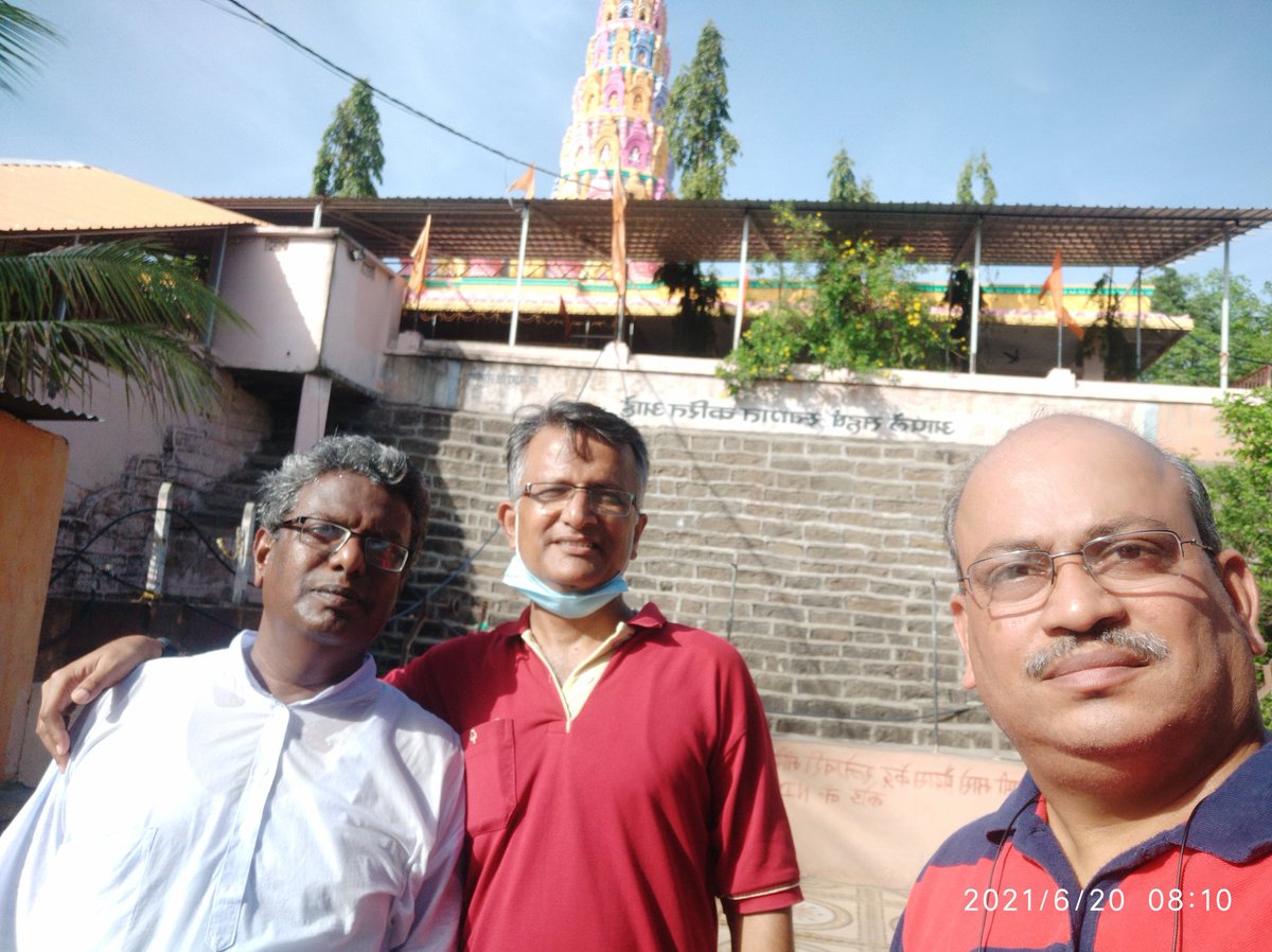 suhasgajre's tweet photo. Long walking today from Vishnupuri to Ratneshwari - about 10 km.
Ratneshwari is a hillock close to @sggsietnanded, and has a beautiful temple.
It is one of the favourite picnic spot for #Nandedkars.
1/2 https://t.co/GCoFfzJbd1