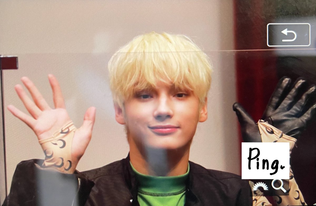 210620 엠투유 팬사인회

#투모로우바이투게더              
#휴닝카이 #HUENINGKAI #TXT        
 #TOMORROW_X_TOGETHER              
<a href="/TXT_bighit/">TXT OFFICIAL</a> <a href="/TXT_members/">TOMORROW X TOGETHER</a>