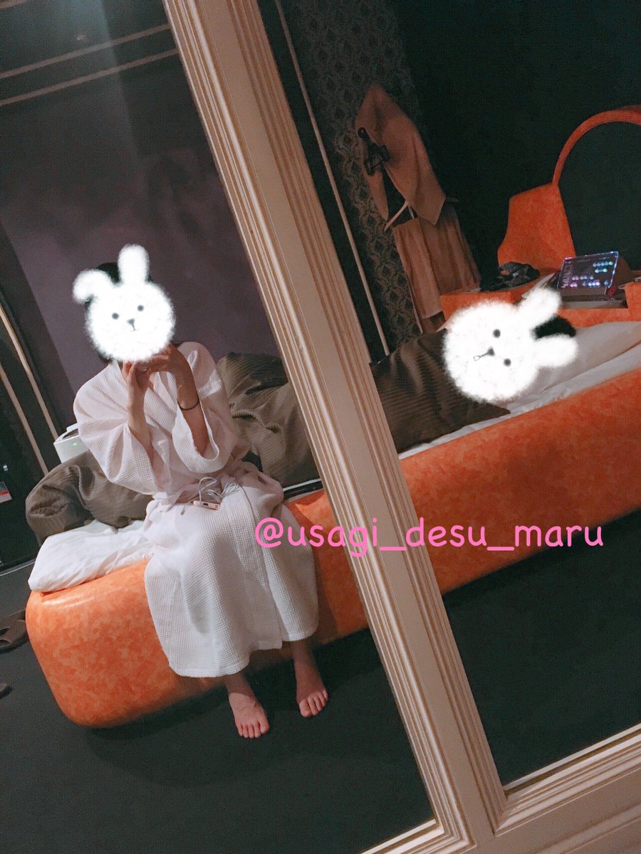 昨日の夜
致した後寝てたので私は1人酒を飲んでた。(私も寝た。先に起きただけ)

うさぎの顔うける