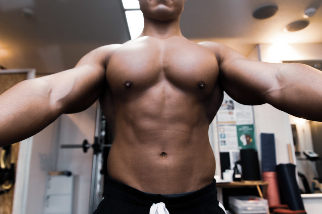 マッチョフリー写真素材 マッスルプラス على تويتر 追い込んでくる大胸筋 マッチョフリー素材 筋肉の部位にフォーカス