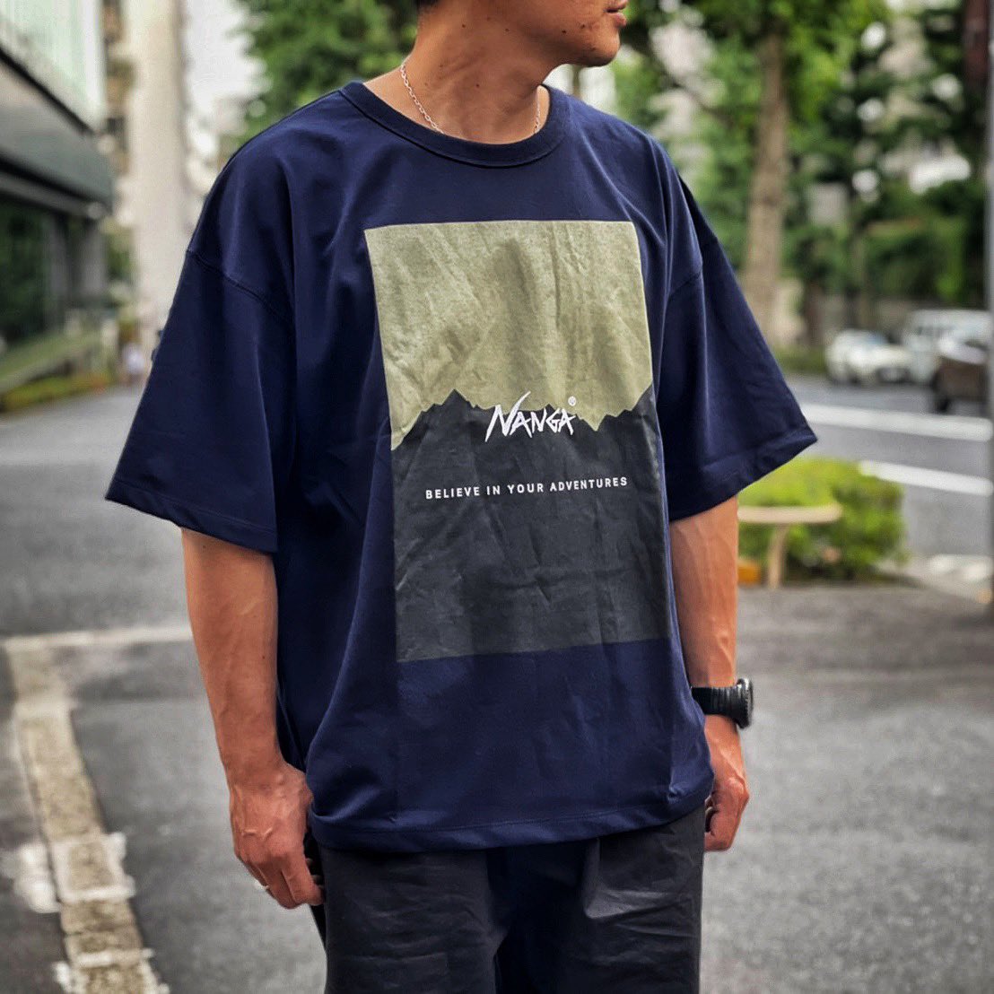 NANGA MT LOGO LOOSE FIT TEE 
