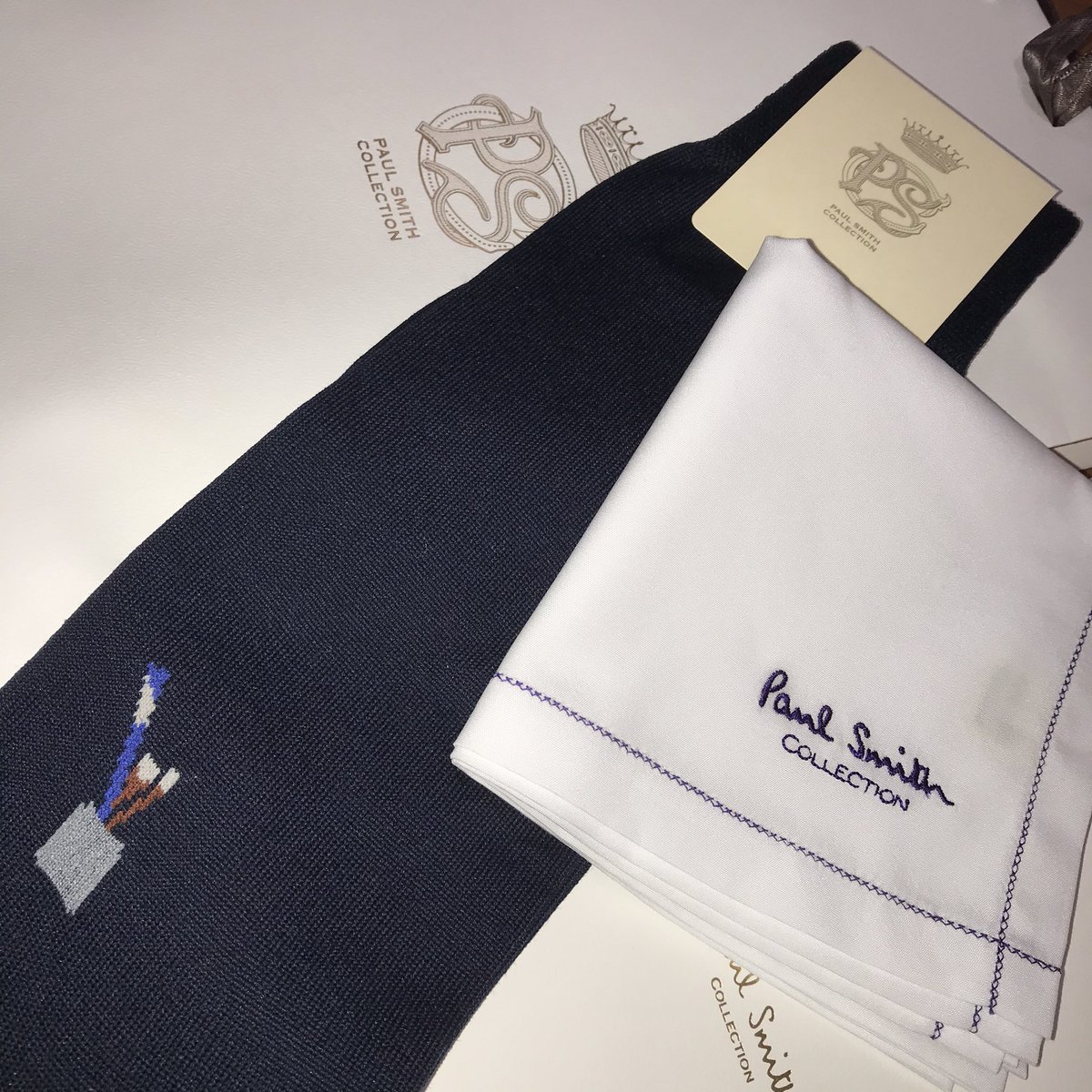 ロイヤルタッチ 父の日のプレゼント ありがとう 子供たち 感謝です 父の日プレゼント 父の日 ポールスミス 感謝 ありがとう プレゼント うれしい Ps 靴下 ハンカチ 最強お父さんセット 感激プレゼント 感激 父の日なにする 最強