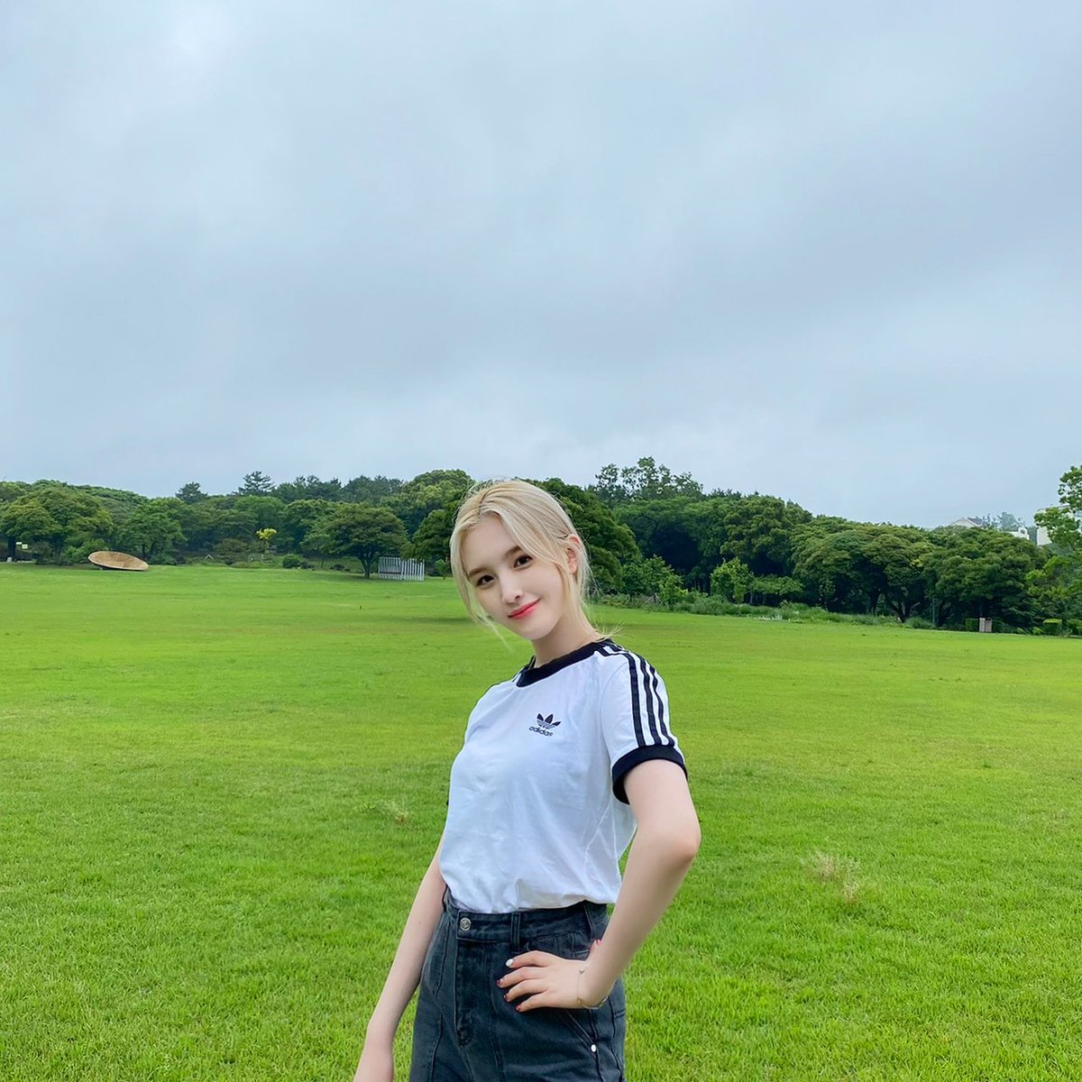 Rachel11754195's tweet photo. Weeekly Jaehee 🌿

#Weeekly #Jaehee #kpop https://t.co/IUbq2Tjvug