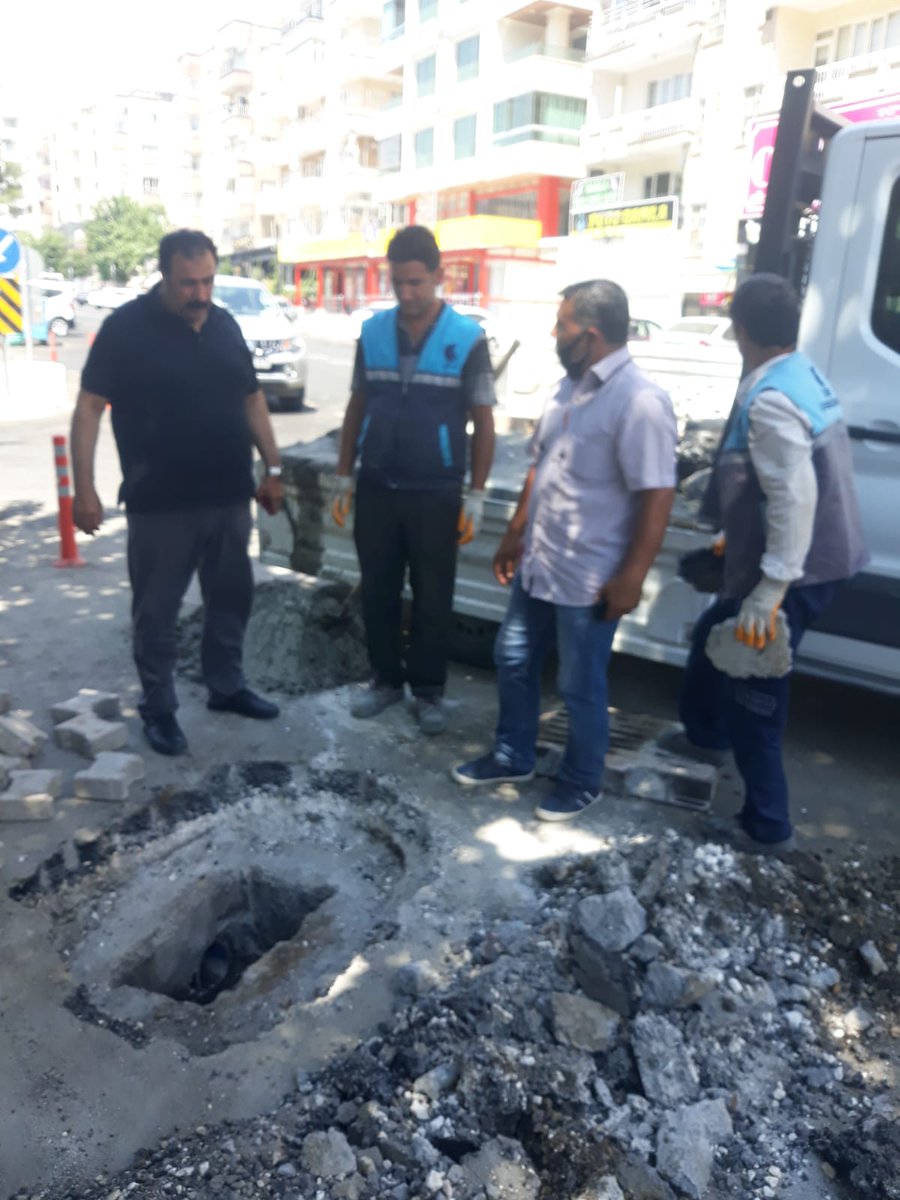 Büyükşehir Belediye Başkanlığı Şuski Genel Müdürlüğü İçmesuyu ve Kanlizyasun Dairesi Başkanlığı 7/24 saat çalışmalarımız devam ediyor.