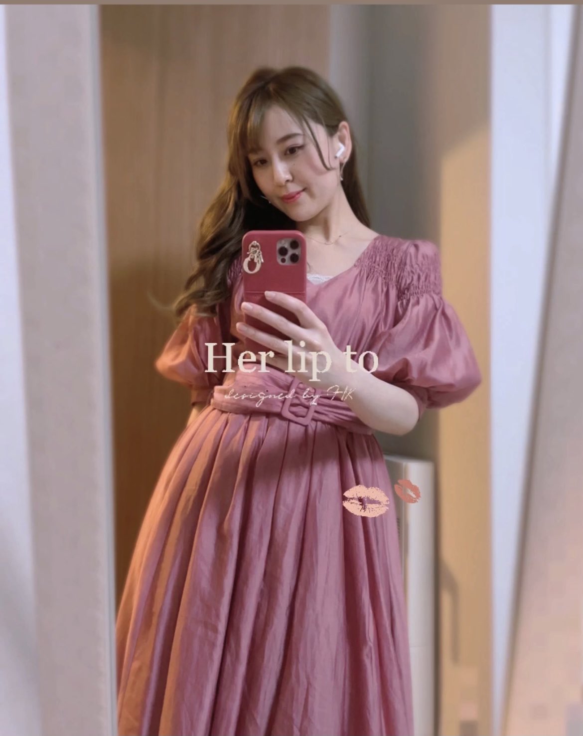 Her lip to  Airy Volume Sleeve Dress