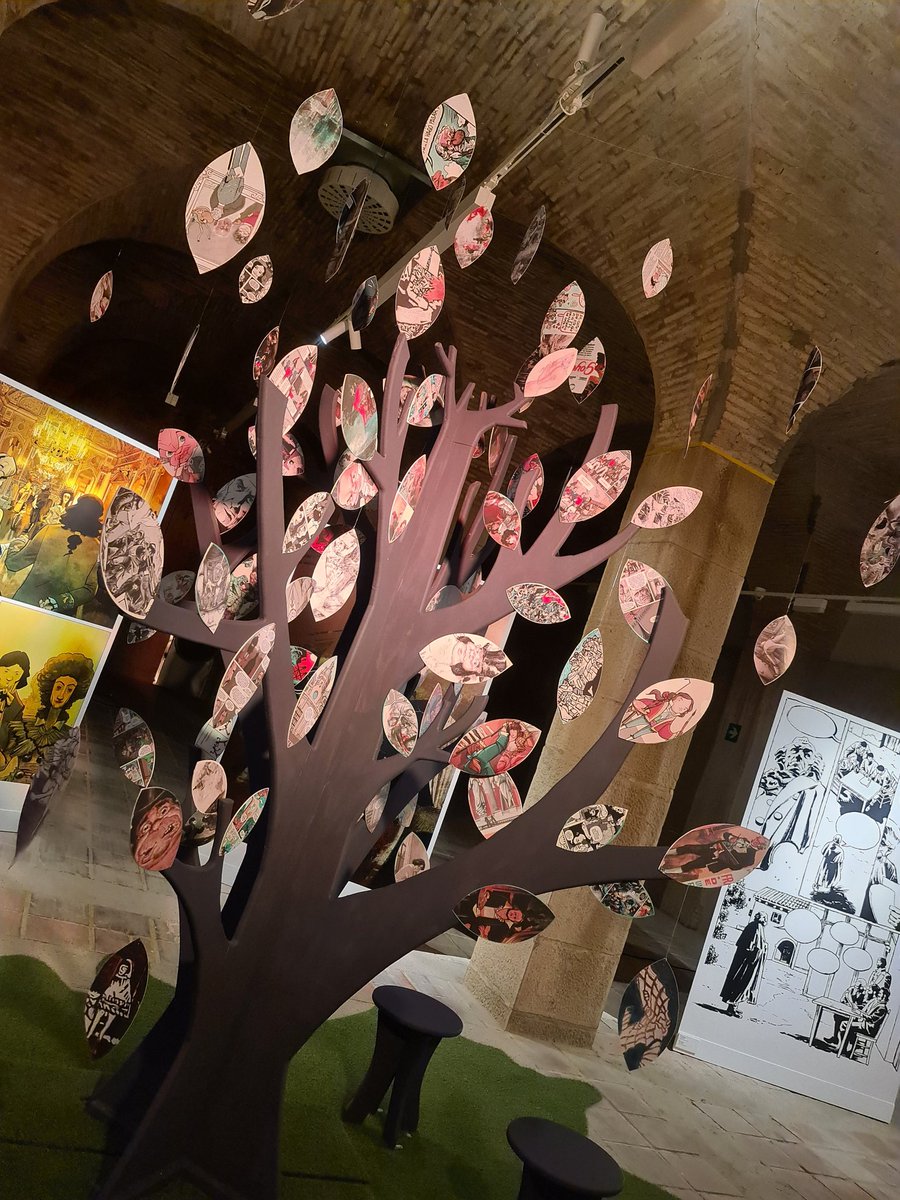 juanroyoabenia's tweet photo. @RedaccionClub @aramearagon @EconomistasOrg @ajezaragoza @ZaragozaCDF @guiadezaragoza @zgzciudadana @ZgzFotos @CIPAJ @CopeZaragoza @Revista_Aragon @libreriasdezgz @SalonComicZgz @ZGZopencity @chemadieste El árbol del cómic https://t.co/ZFH8OMet8Q