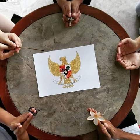 <a href="/SantorinisSun/">Santorini♌</a> Aamiin..