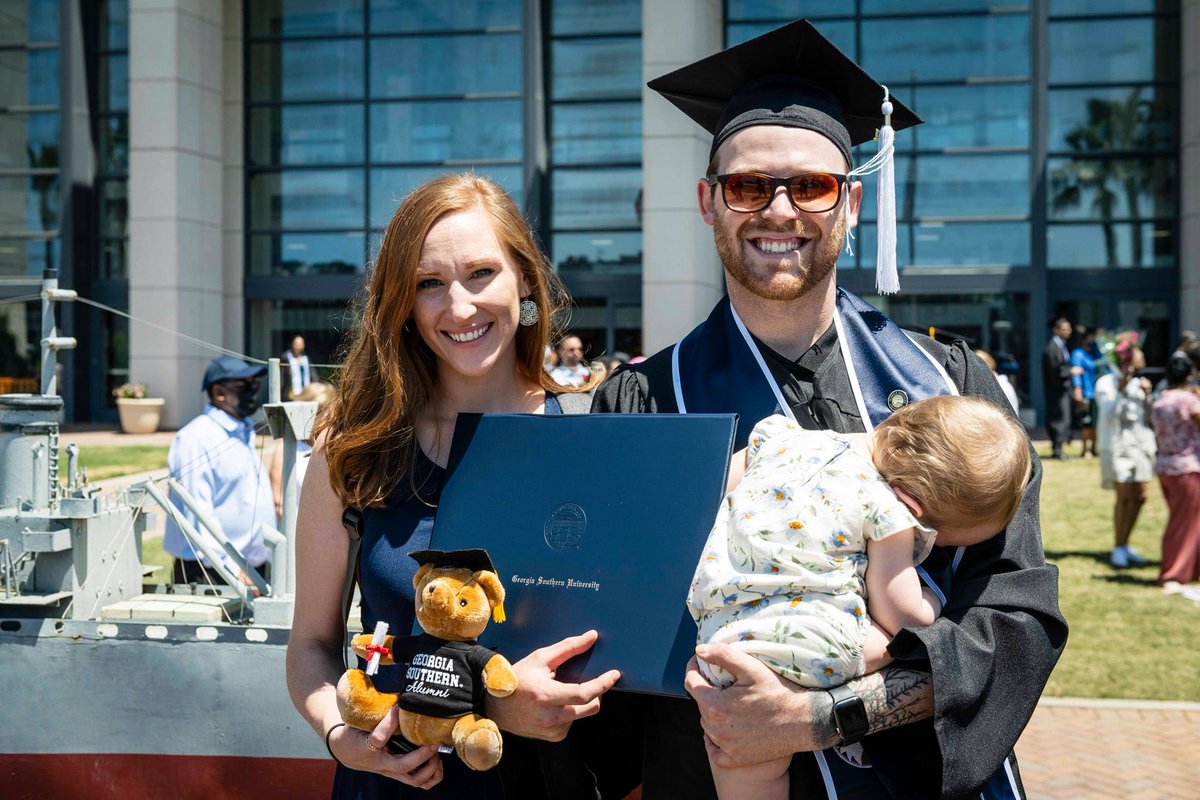 USG_eCampus's tweet photo. Happy Father's Day to all the cool dads out there!
A father is someone you look up to no matter how tall you grow.
Congrats to Cody, a @GeorgiaSouthern '21 graduate!
πΈCred: GSU
#FathersDay21 #GeorgiaSouthern #GSUGrad #GSU21 #OnlineLearning#USGeCampus #eCore #eMajor https://t.co/K2e0XYQxkz