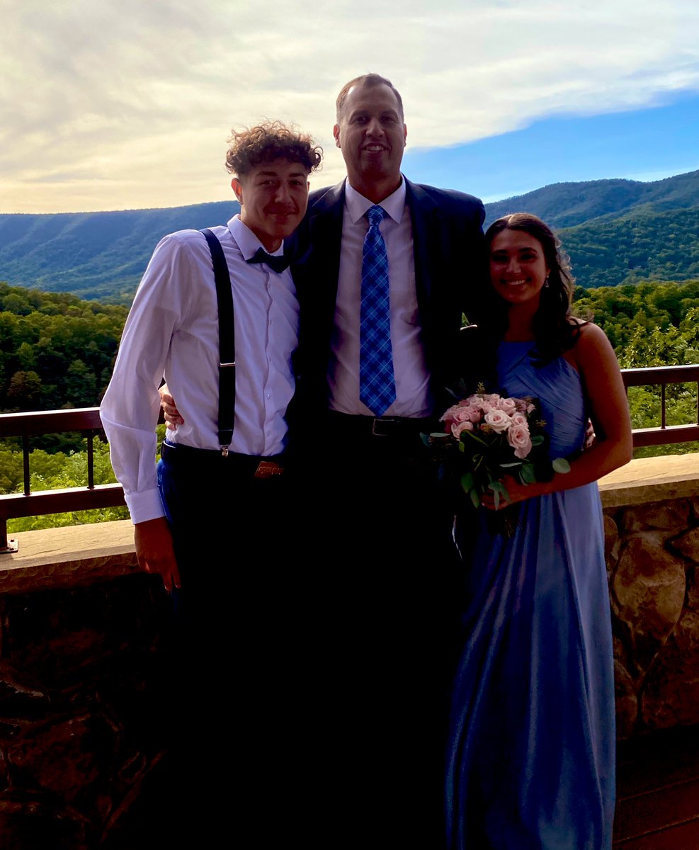 Happy Father’s Day to the an amazing dad to Kaley and Jadon. They are luck to have you as their dad. We love you.