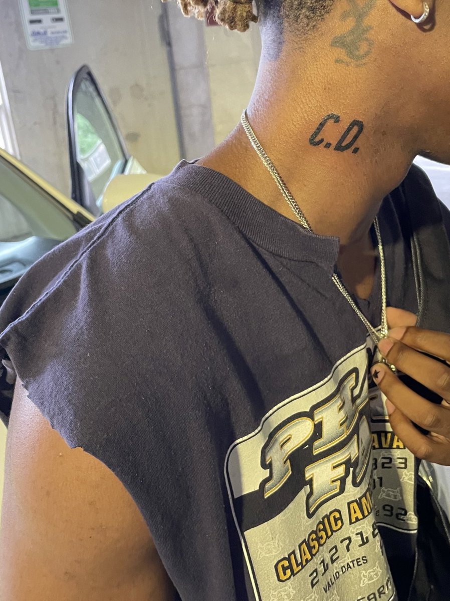 1kchalant's tweet photo. got my brand tatted yesterday #CD4L https://t.co/71E7p2v5qj