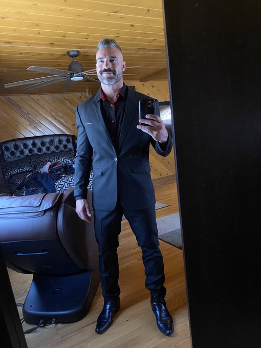 TW Pornstars - Charles Dera. The latest pictures and videos from Twitter for all time. Page 9