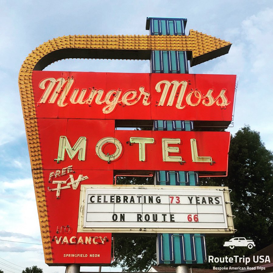 Congratulations to Munger Moss Motel which celebrates 75 years on Route 66 this weekend and to Ramona who also celebrates 50 years of ownership.
#mungermossmotel #anniversary #lebanon #lebanonmo #mo #missouri #route66 #motel #vintage #neon #neonsigns #historicbuildings