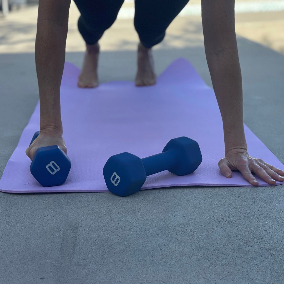 lanethix's tweet photo. Start your Sunday off with something good for the soul! We love a good morning workout to jump-start our Sunday Funday!

#lanethix #yogafashion #yogapants #smallbusiness #align #tummycontrol #availableonamazon #activewear #yogawear #workout #workoutfashion #veganlife #yogaposes https://t.co/JBcWPADegg