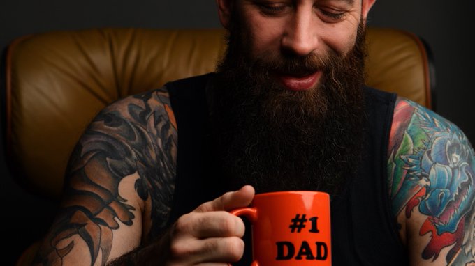 Happy father's day to all the dads out there, bio and non-bio alike. https://t.co/WxijKcitKp