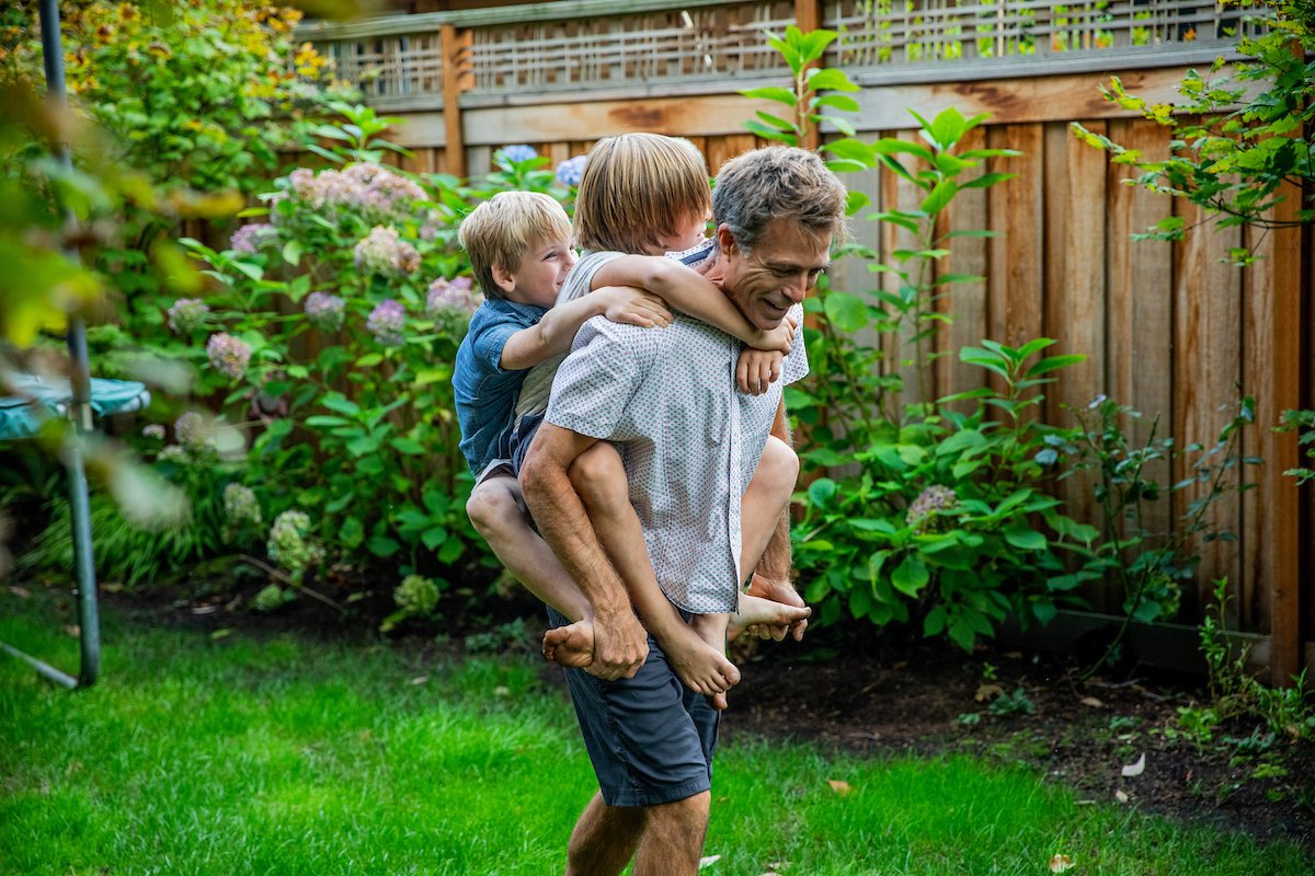 ChiInsurance101's tweet image. To all the incredible dads, stepfathers, grandpas, uncles, and other fatherly figures, Happy #FathersDay! Thanks for being our rocks, role models and super heroes.