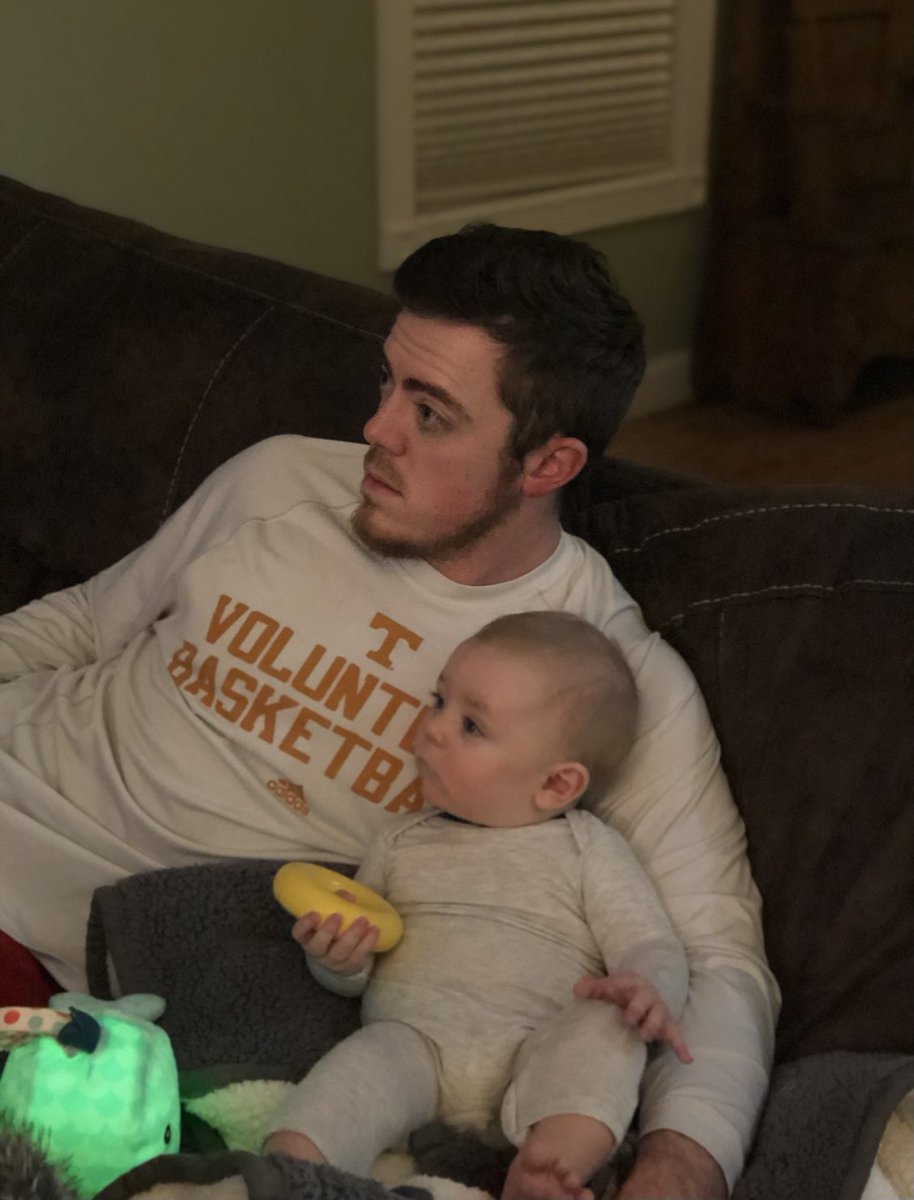 BrooklynSummitt's tweet photo. Happy Father’s Day to the best daddy in the world. Everyday you make sure you get quality time with Breck, with me, “family time” and our nightly “faith time”. It’s incredible how much you love being a dad &amp; a family man. We are so grateful for you &amp; love you so so much❤️ https://t.co/6eUZSAkjUb