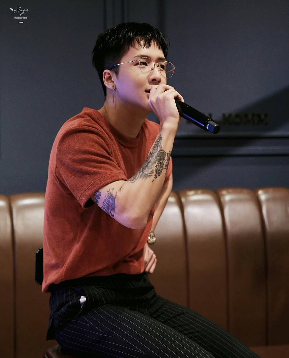 mylight120524's tweet photo. 본업천재 김라비 https://t.co/Acgpwfg1PN
