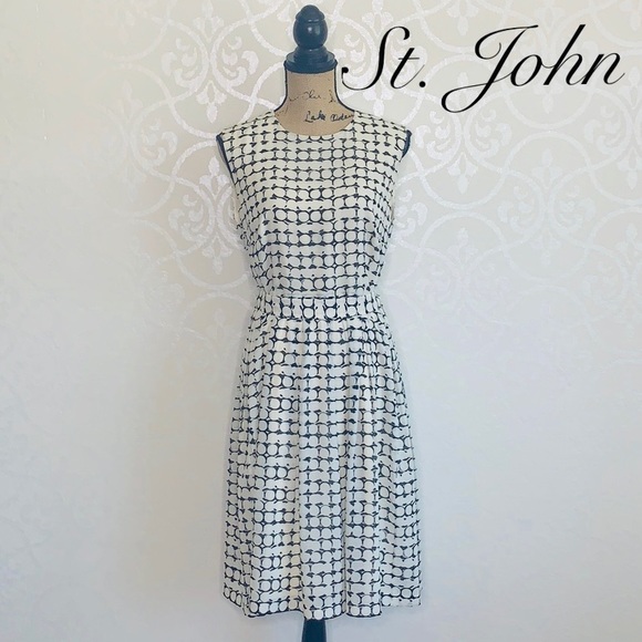 str8dime's tweet photo. So good I had to share! Check out all the items I'm loving on @Poshmarkapp from @youvegotmel1982 #poshmark #fashion #style #shopmycloset #bebeaulait #shopevelynne #stjohn: https://t.co/regaUyyaHY https://t.co/kwwSHnK464