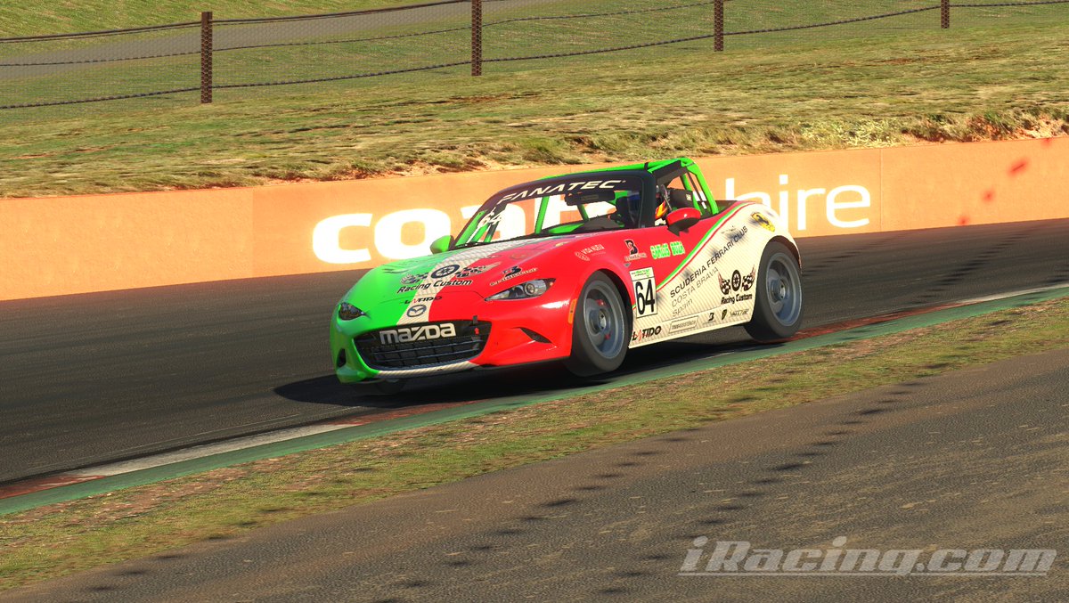 Dia de carrera🏁🏁🏁

Mx5 Trophy de la <a href="/DriversparadeCb/">Drivers Parade Club</a> circuito de Mount Panorama🇦🇺

<a href="/ByLiyo/">Carlos Boza</a> P4 en la general. Intentara colarse en el podio con los mejores

⏰22:10h
📺Retrasmisión Oficial: twitch.tv/driversparadec…