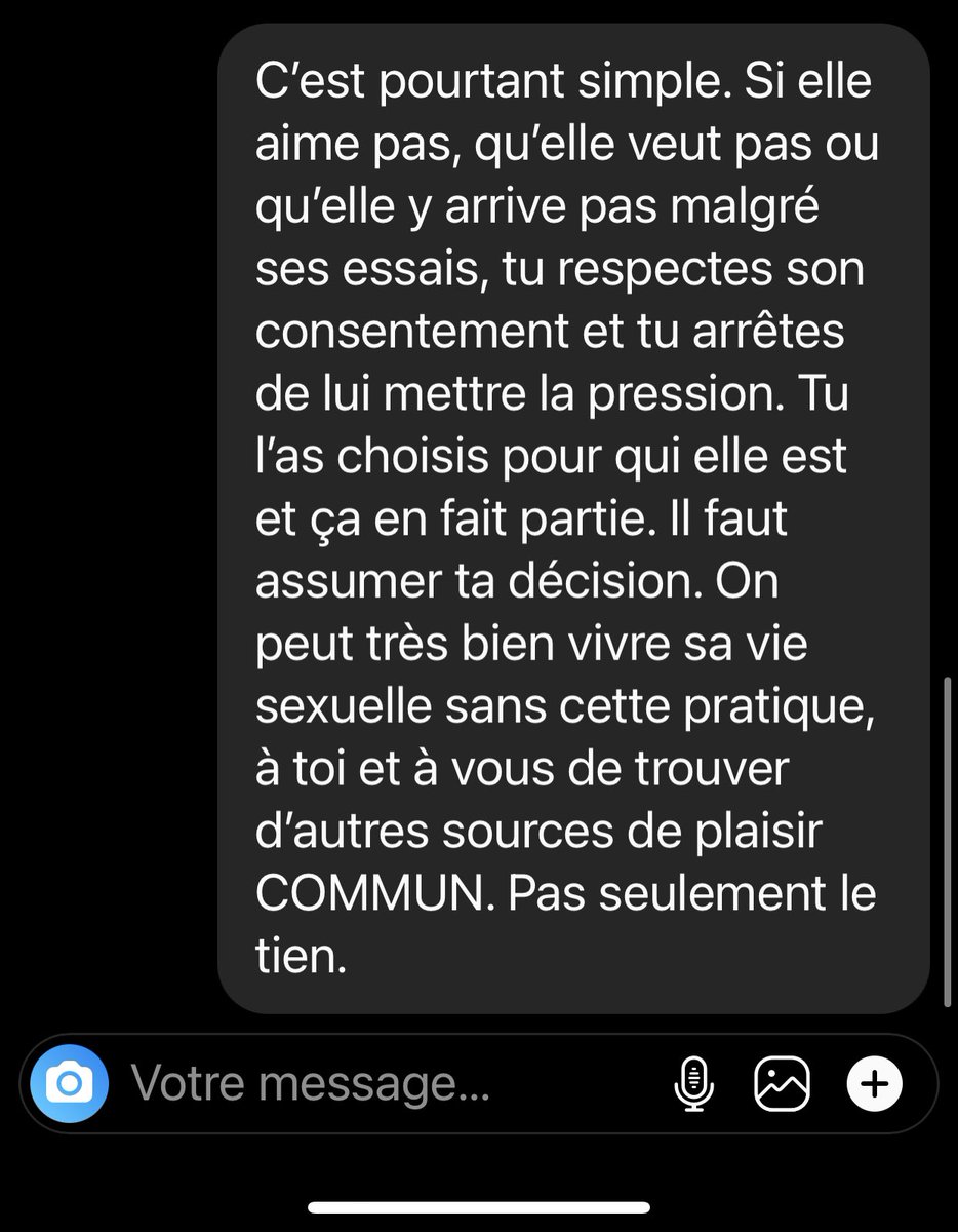 ‘Tain je suis choquée, ça existe ça ? 
Non mais venir me voir moi pour demander comment forcer une meuf à faire des fellations, on marche sur la tête hein. Ma réponse en 2ème capture. 
Les mecs, accepter les refus de l’autre c’est la base hein.