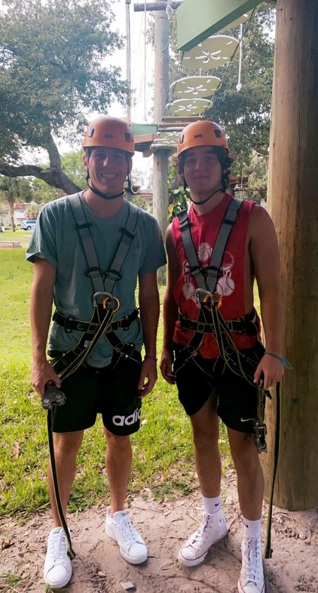 etyoder's tweet image. Family’s not just your blood, but who you’d bleed for❤️