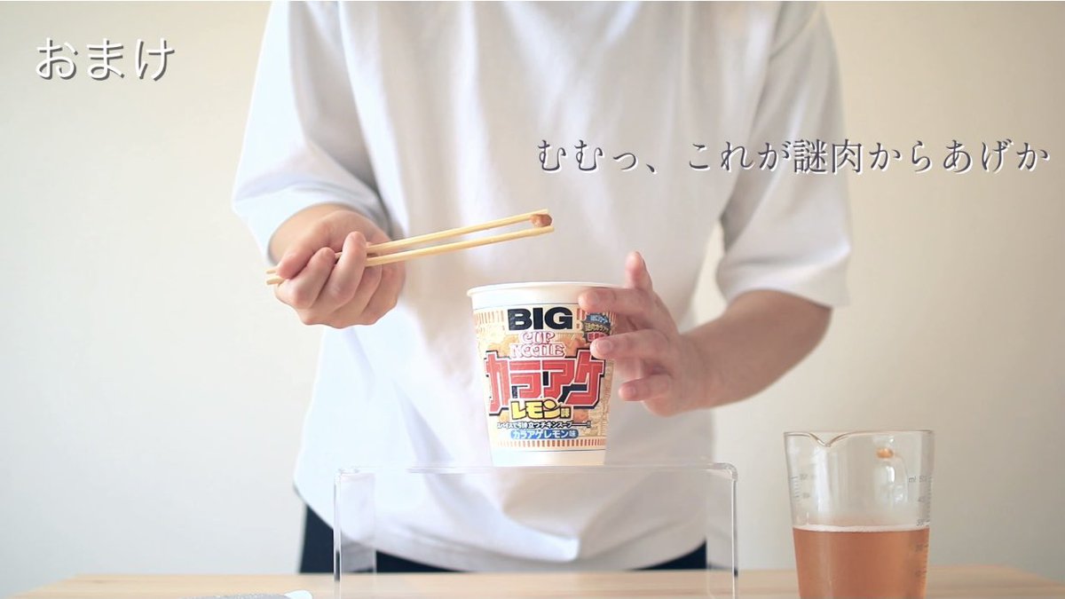 ヨシオカ イラストレーター 私のイラストは可愛いし 私の撮る写真はオシャレだし 私の作る音楽はカッコいいし 私のyoutubeはとても面白い イラスト 写真 Dtm Youtube