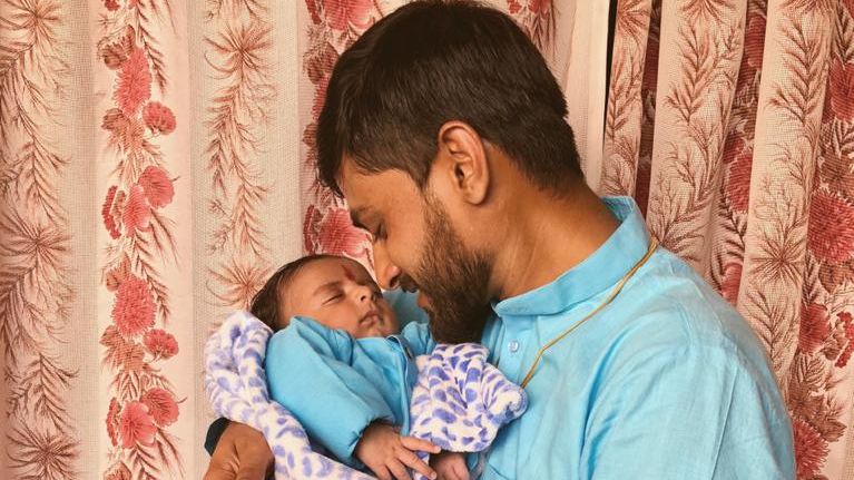 ZSCareers's tweet photo. "Becoming a parent is a feeling you cannot explain! I felt this when Nakshatra was born. ZS &amp; my team were very supportive. People were amazed to hear about ZS's paternity leave, which helped me spend time with my kid." - Rahul Y., manager, New Delhi. #FathersDay #LifeAtZS https://t.co/tKmvMuS7Cc