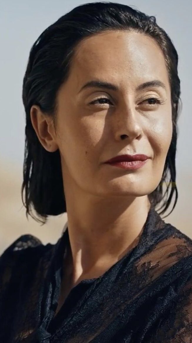 #Atiye3  #melekşaşırttı #senan sevgi dolu anneden nereye. Oyunculuğuna hayranım Senan Kara