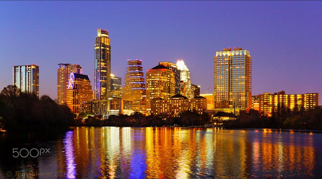 NikhaarShah's tweet image. Will the CITY OF THE VIOLET CROWN retain its crown?

A look at Austin's housing market, and prospects for future home price appreciation [🧵]: