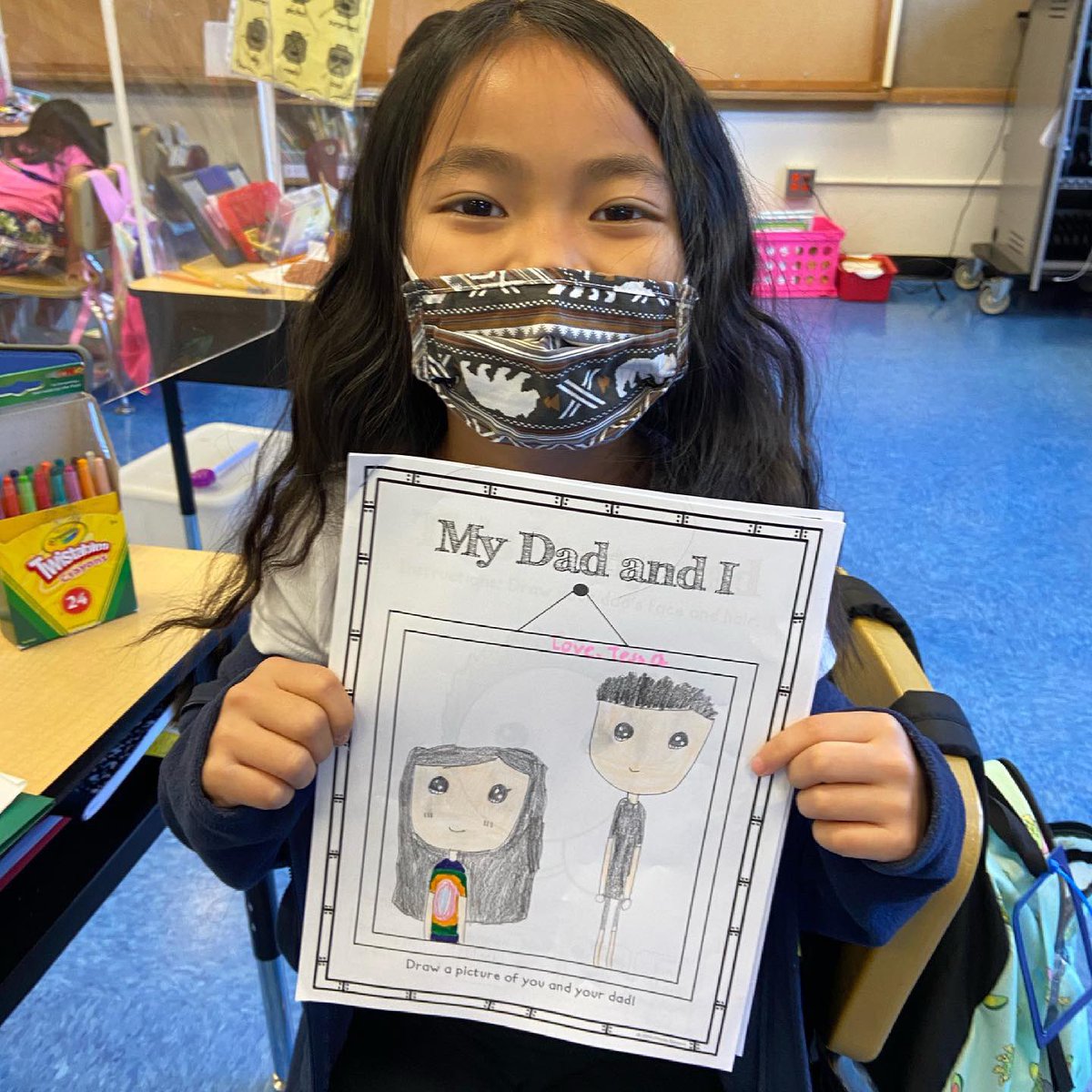 Miss_Junge's tweet photo. Happy Father’s Day to all of our amazing dads!! We hope you love what we made for you! Have a great day celebrating!! @GinaFaust https://t.co/cYmPqB2FaG