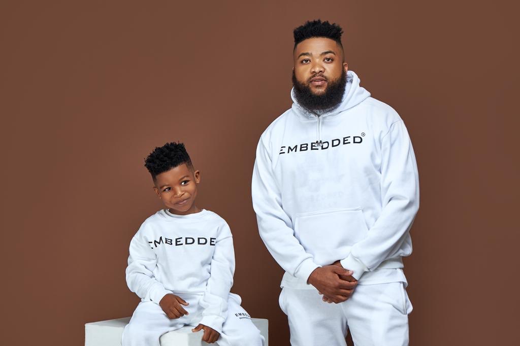 EMBEDDED_SA's tweet photo. HAPPY FATHERS DAY 🤍

LIKE FATHER, LIKE SON. EMBEDDED FAMILY 

Courtesy of : @reggie_mohoto family

#EMBEDDEDSEASON https://t.co/H12GO0V9zJ