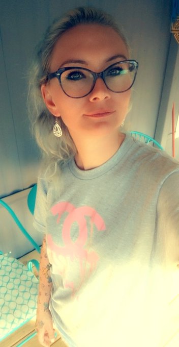 Happy fathers day! https://t.co/cLYTF4Oqko